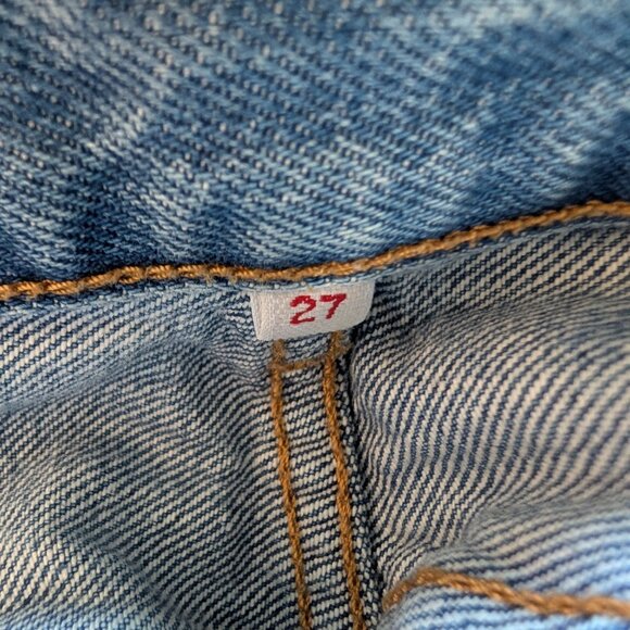 Levi’s High Rise Wide Leg Jeans Size 27 Cropped Distressed Hem Premium Denim - Picture 4 of 12